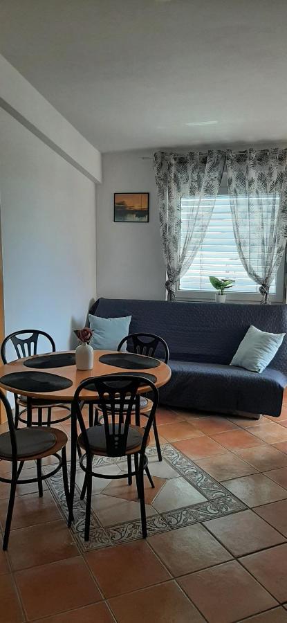 فير Villa Dobra Family Apartments المظهر الخارجي الصورة