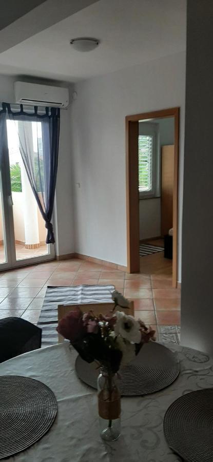 فير Villa Dobra Family Apartments المظهر الخارجي الصورة